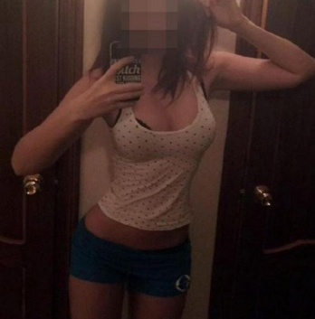 Аллашка, 22 года, 2 размер груди